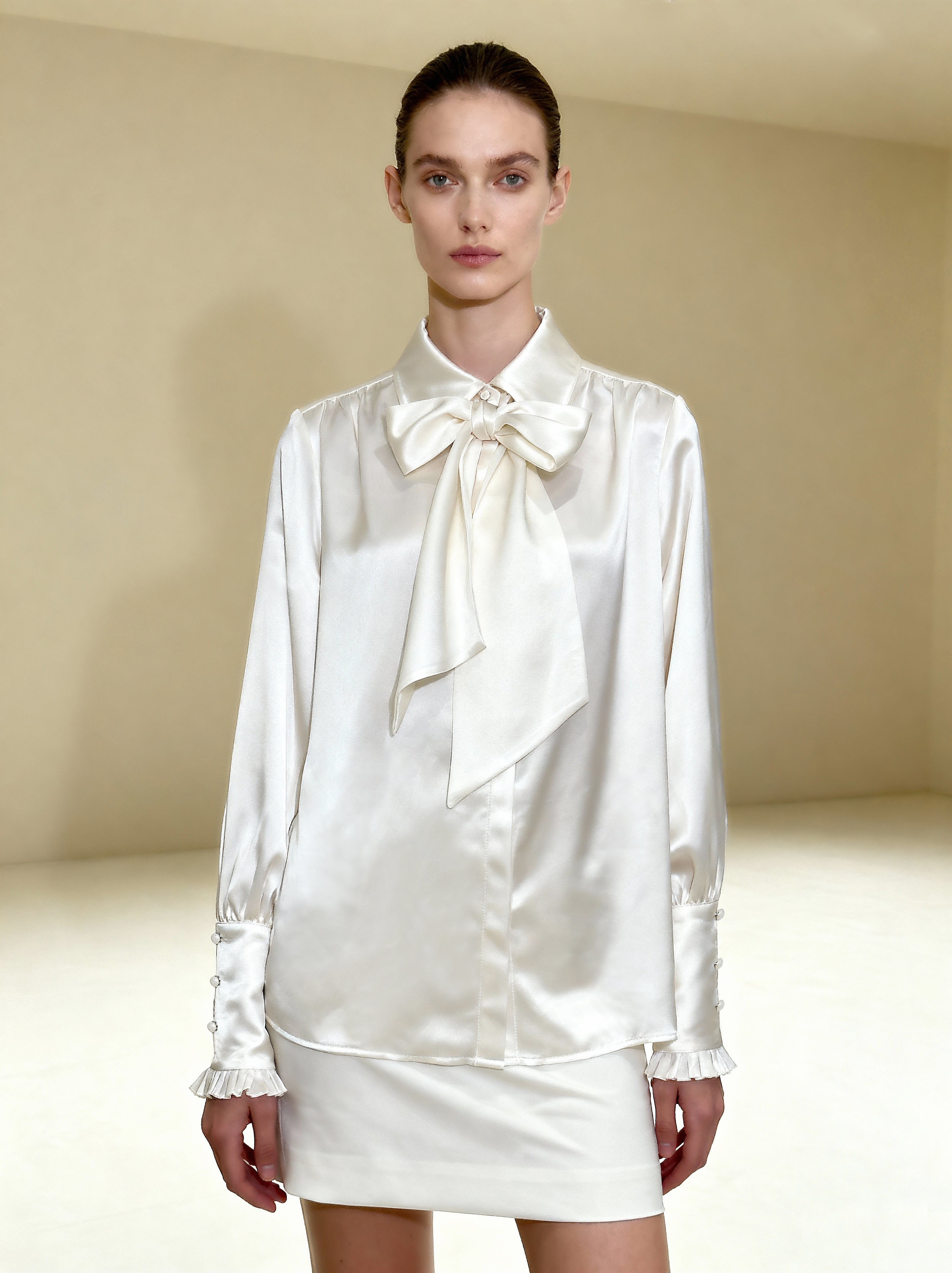 BIBIY. MADE | LOTTY RIBBON BLOUSE WHITE｜Bibiy bibiy. RIBBON CUFFS