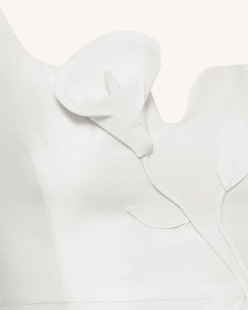 3D Vine-Appliqué Asymmetric Sweetheart Gown - White